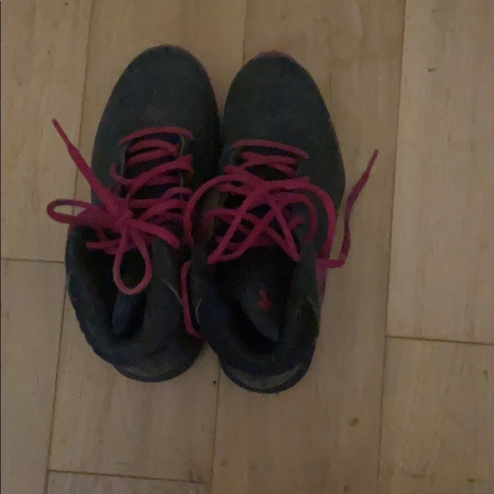 Under Armor girls basketball shoes